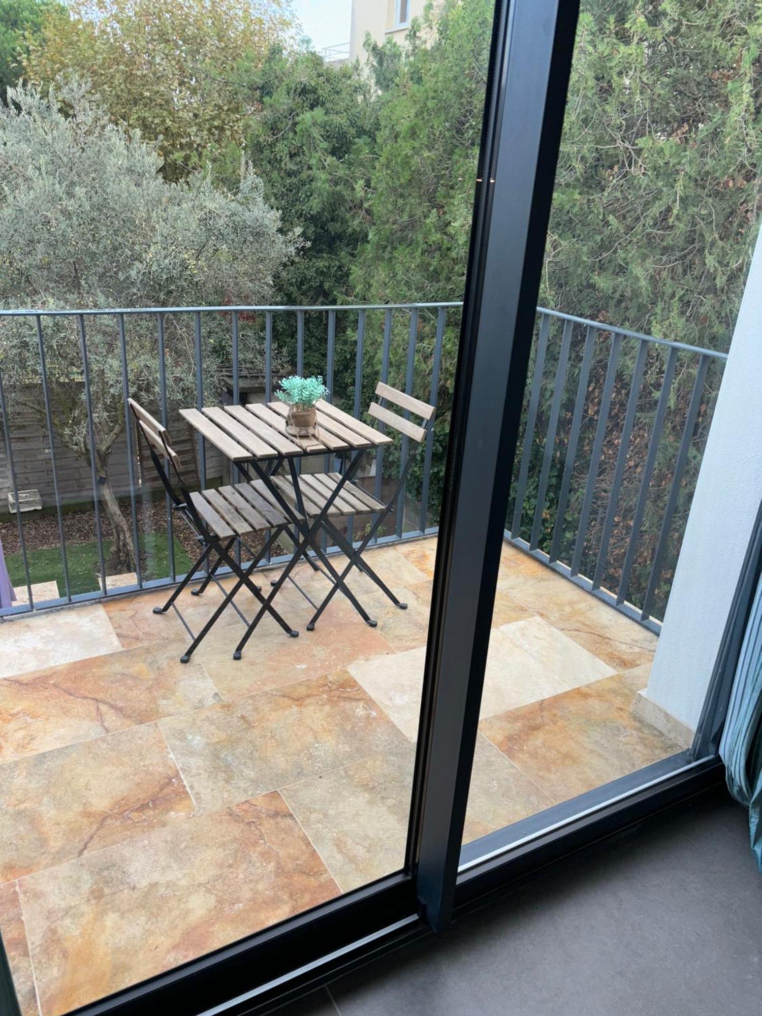 Apartament Les Oliviers Arles Zewnętrze zdjęcie