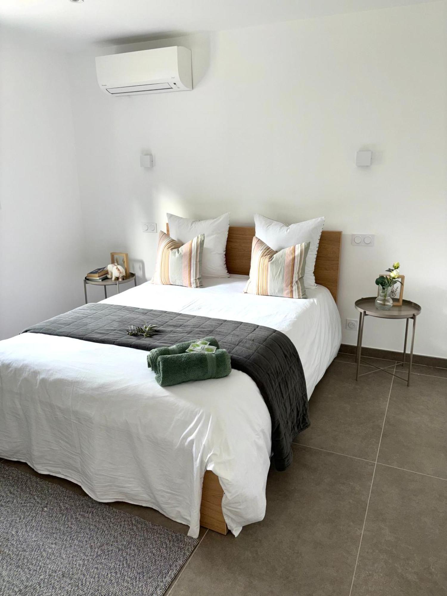 Apartament Les Oliviers Arles Zewnętrze zdjęcie